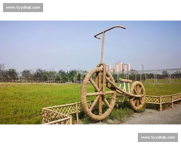 影像记忆:野马赛道 19.5 公里,定格花海前的骑行瞬间 影像记忆:野马赛道 19.5 公里,定格花海前的骑行瞬间