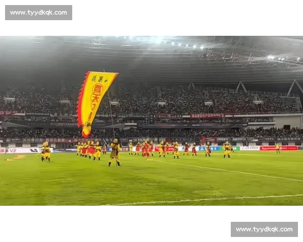 央视 30 秒开场炸场！苏超，这股拼劲太燃了